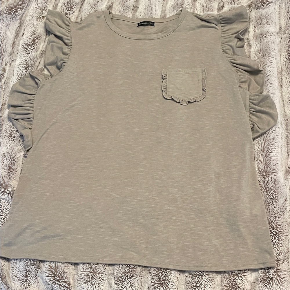Stylish Women's Ruffle Sleeve Tee - Light Gray
